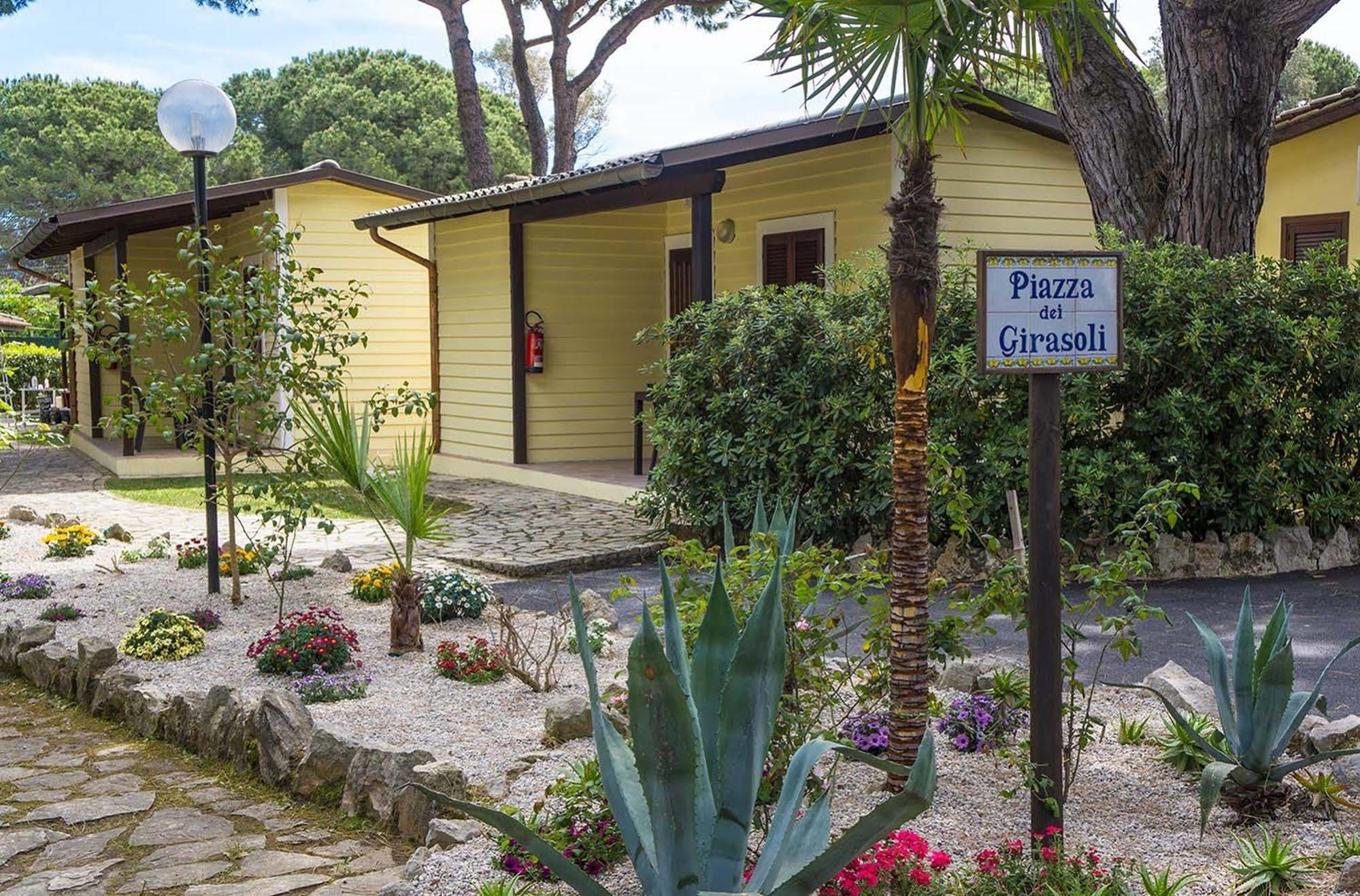 Holiday Village 폰디 외부 사진